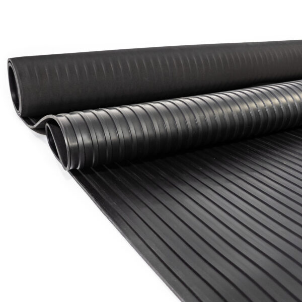 Gummimatte Gummiläufer Bodenmatte SBR Schutzmatte Bodenbelag Breitriefen 3mm Stark 100 cm Breite