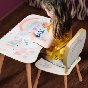 Kinder Stuhl und Tisch Set mit Motiv Dream Unicorn Weiß