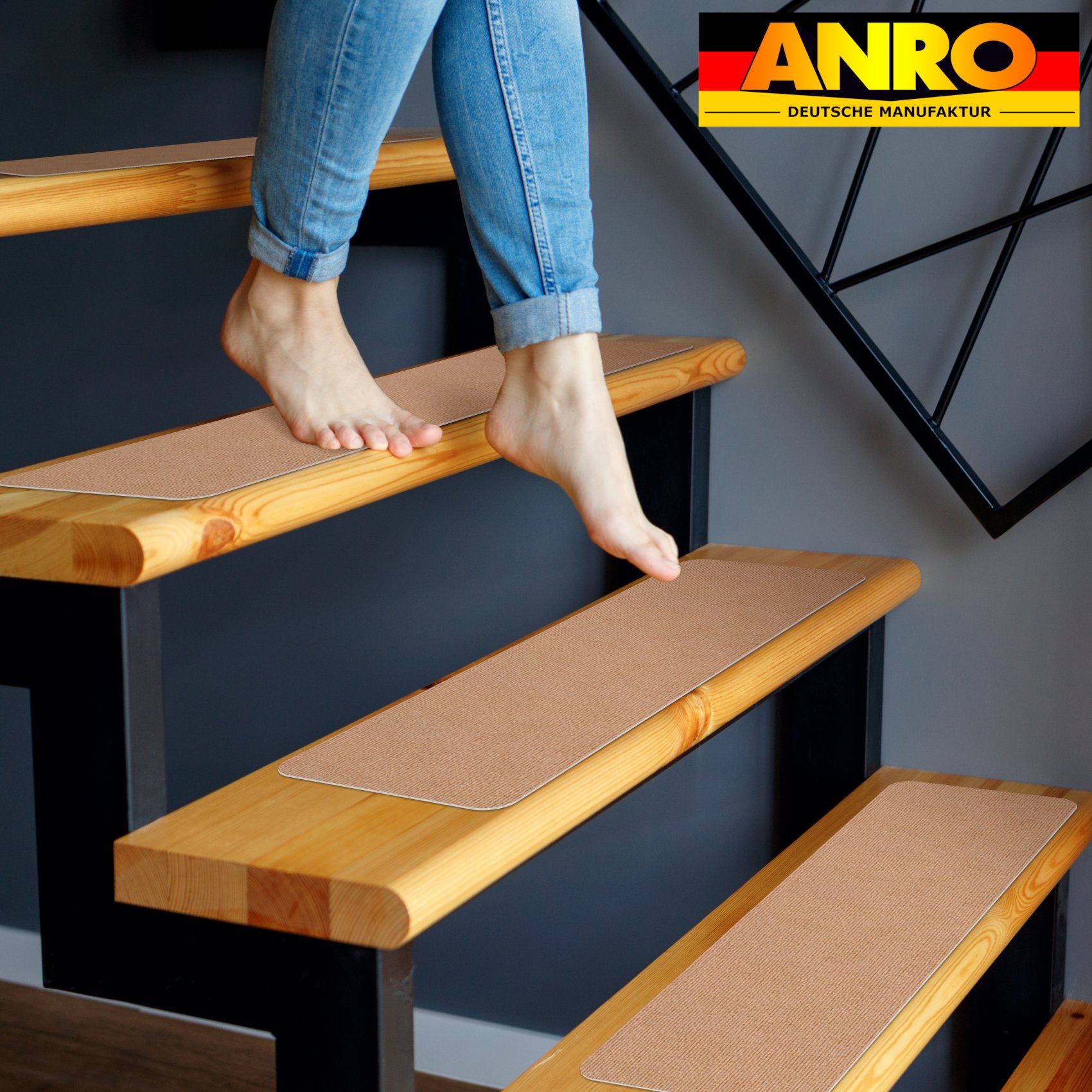 Treppenteppich Treppenstufen Teppich Stufenteppich Stufenmatte selbsthaftend Rechteckig NEMESIS Hellbraun