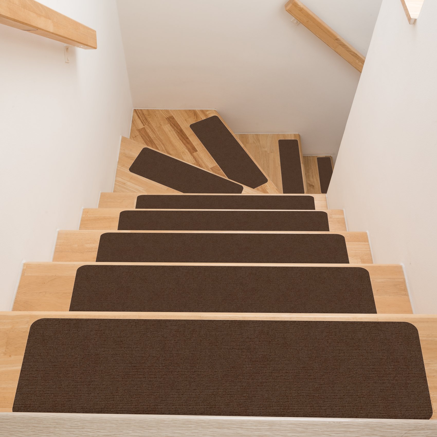 Treppenteppich Treppenstufen Teppich Stufenteppich Stufenmatte selbsthaftend Rechteckig NEMESIS Schoko
